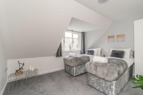 Millward House For Families And Contractor Stays