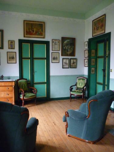 Hostal Ch�teau De Vall�gue