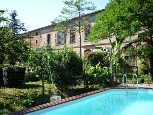 Hostal Ch�teau De Vall�gue
