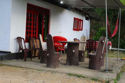 Home Hostel Ella