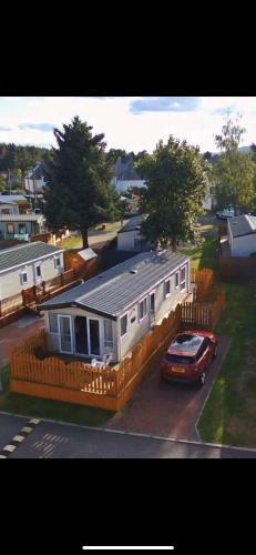 32 Dayven Lodge
