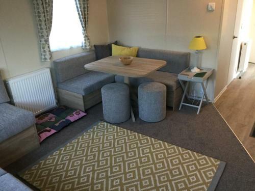 Poppy Lodge