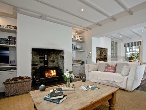 Lower Margate Bodmin
