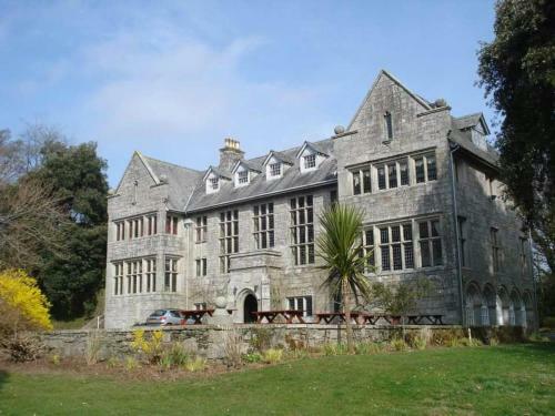 Detached Bungalow In North Cornwall