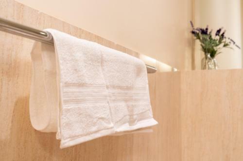 Avril Serviced Apartment