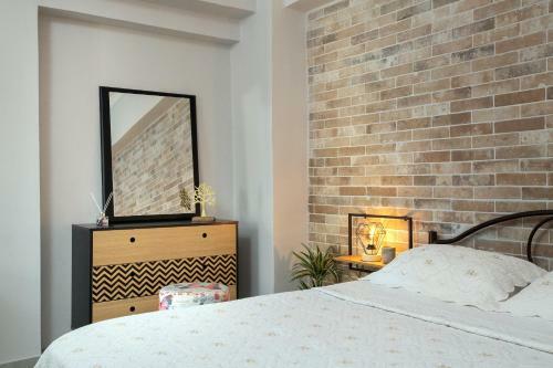 Anthis Apartment