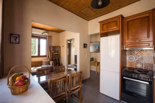 Kostas' House Argostoli