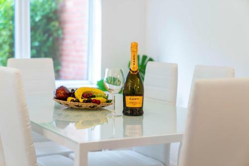 Haus Birmingham 3 Bedroom House With Garden