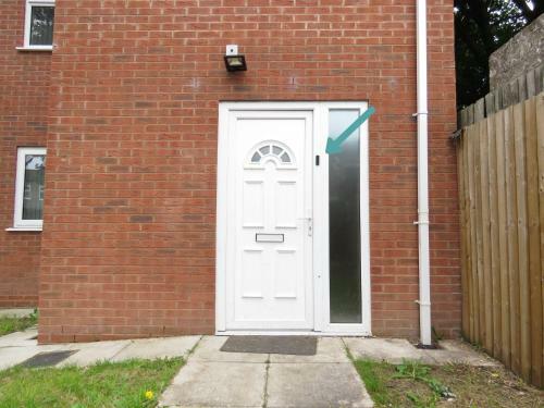Tudors E Suites 4 Bedroom House With Garden