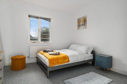 Vibrant & Warm Apartment In Central Birmingham