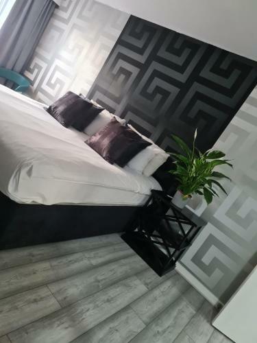 The Exclusive Jacuzzi Apartments