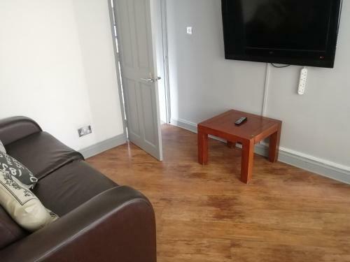 Immaculate 5-bed House In Central Birmingham