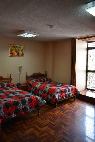 Hostal Hotel Viena Internacional