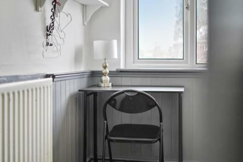 Hostal Wray And Whyte Stays