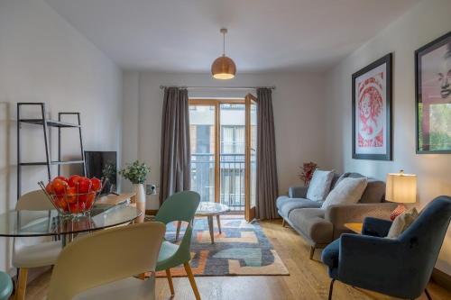 Pass The Keys Lush 2 Bed Apartment Central Free Parking
