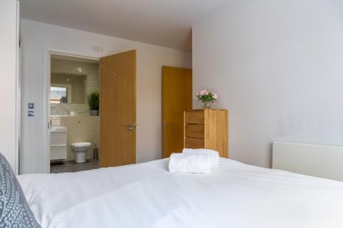 Pass The Keys Lush 2 Bed Apartment Central Free Parking