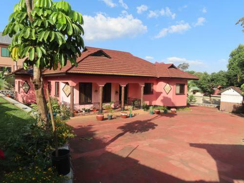 Maua House