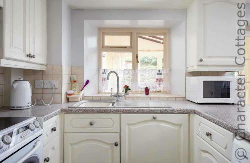 Inglenook Cottage