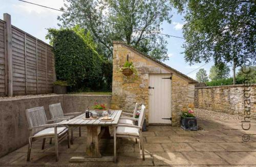 Weir Cottage