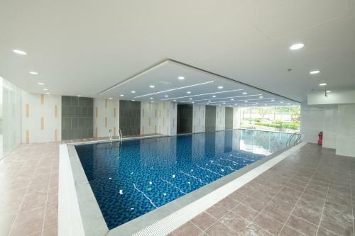 Hihome6 Halong Bay Deluxe Apartment Sea View