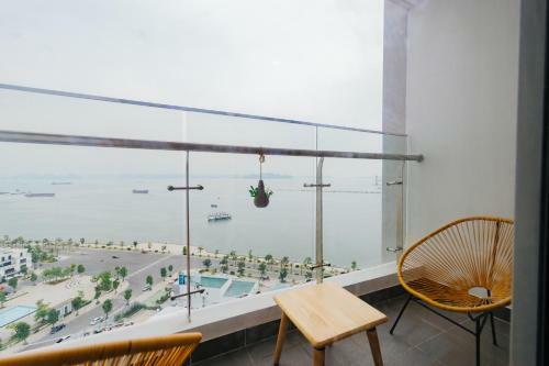 Hihome6 Halong Bay Deluxe Apartment Sea View