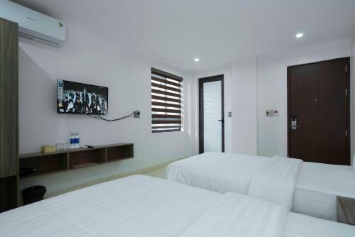 Aurora Hotel Halong Bay