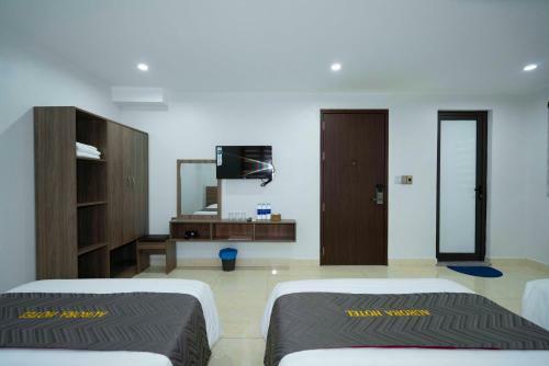 Aurora Hotel Halong Bay