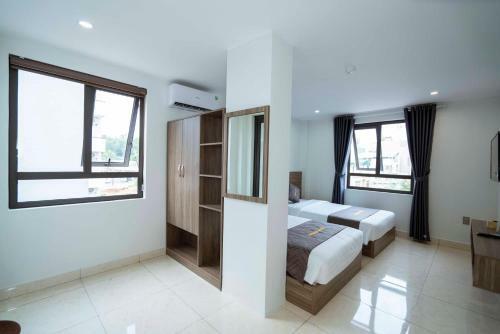 Aurora Hotel Halong Bay