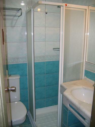 Uslan Hotel