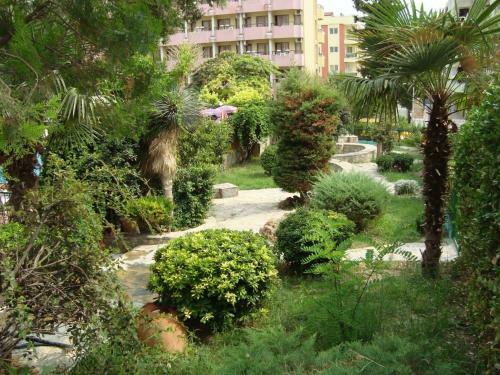 Uslan Hotel
