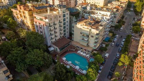 Uslan Hotel