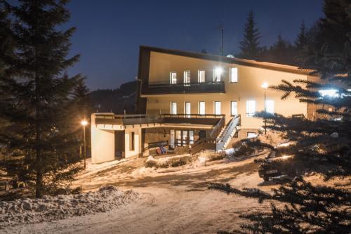 Hotel Babsk�