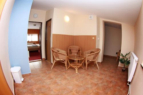 Hotel Babsk�