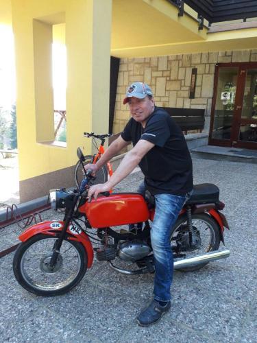 Hotel Babsk�