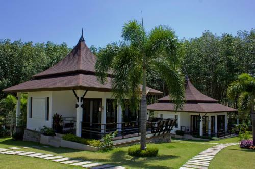 Hotel Leelawadee Garden Resort