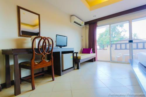 Thip Residence Boutique Hotel