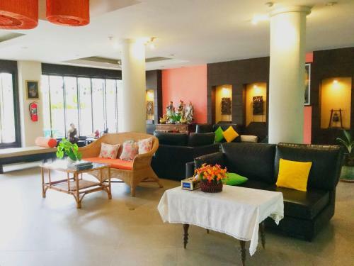 Thip Residence Boutique Hotel