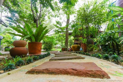 Thip Residence Boutique Hotel