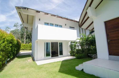 Villa The Beach House
