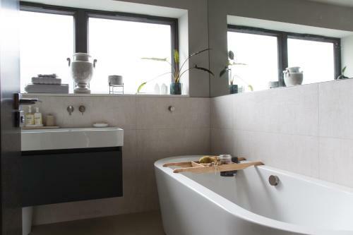 Villa The Design House With Heated Pool Sleeps 10