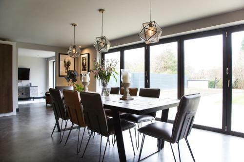 Villa The Design House With Heated Pool Sleeps 10