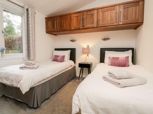 Brook Lodge