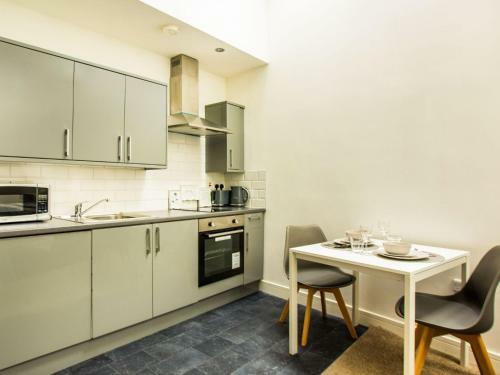 Appealing Studio In Bradford Near Forster Square Retail Park