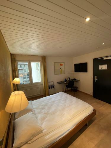 The Hey Hotel Guest House