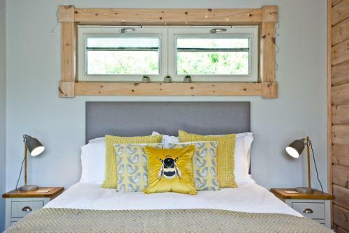 Broadpath, Great Field Lodges
