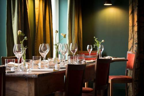 Posada The Brisley Bell