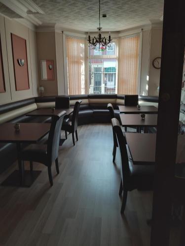 Hostal Hotel 33