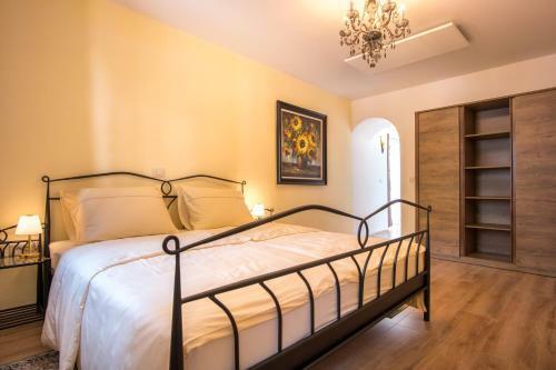 Hostal Vila Radol'ca