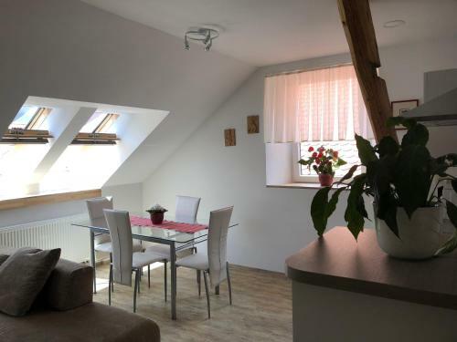 Apartma Linhartov Trg
