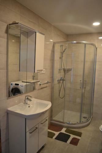 Glamping And Apartments Zgornja Dobrava